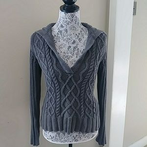 Gap Gray Cable Knit Sweater Sized Medium